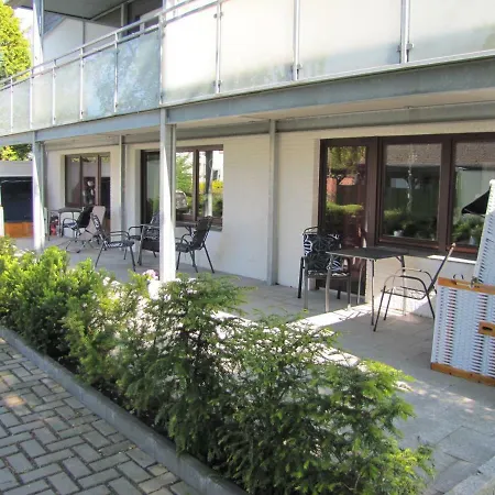 Haus-Deichlaeufer Appartement Friedrichsgabekoog Buitenkant foto