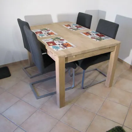 Haus-Deichlaeufer Appartement Friedrichsgabekoog Buitenkant foto